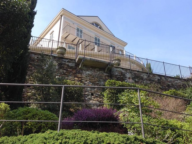 Villa in vendita a Menaggio Pianello del Lario