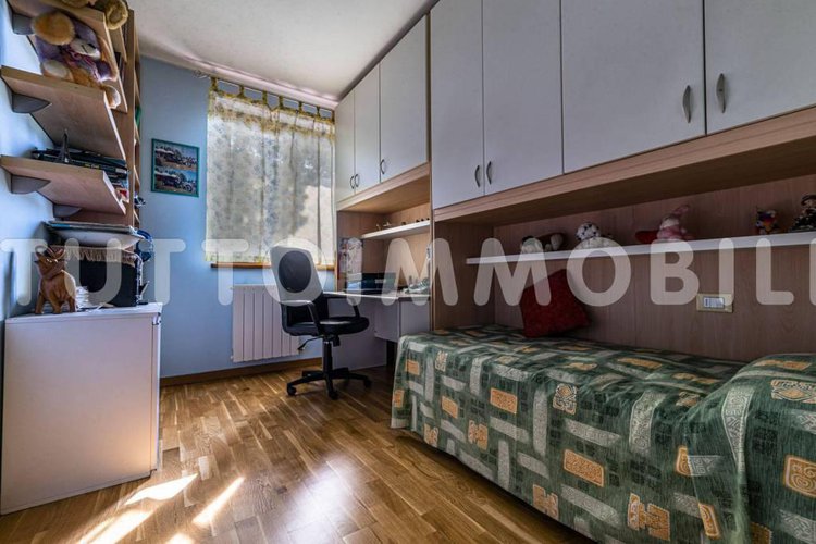 TRILOCALE CON GIARDINO A CENE Cene