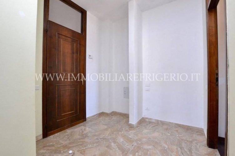 Ultimo piano con ascensore, box e cantina Cisano Bergamasco