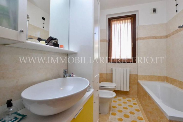 Spazioso bilocale con box e cantina Villa d'Adda