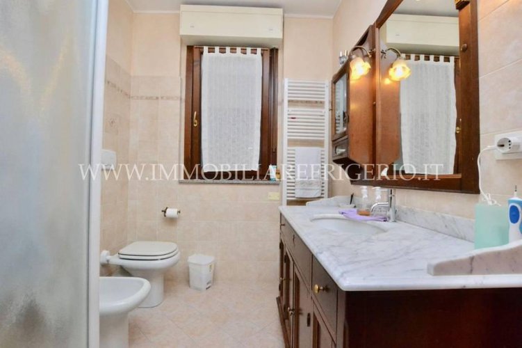 Appartamento con giardino e taverna Caprino Bergamasco