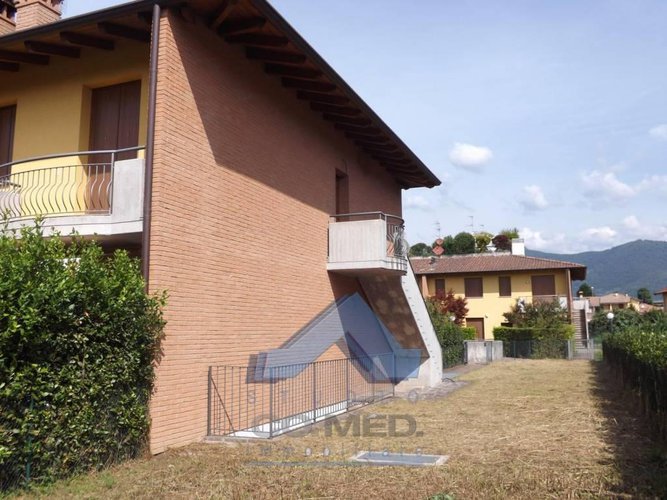 Trilocale Scanzorosciate