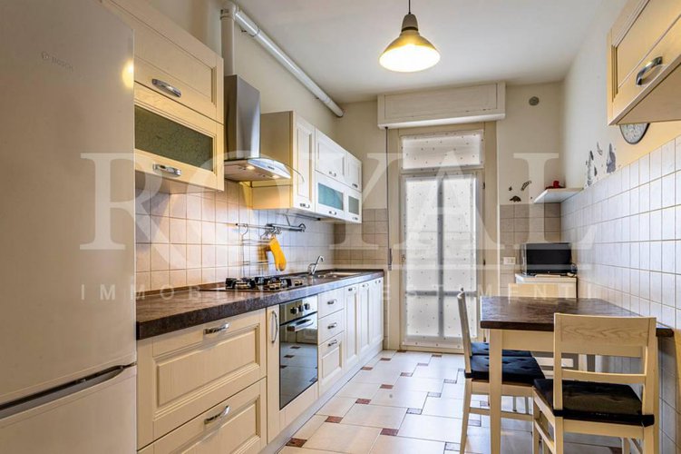 Via Palma il Vecchio – Ampio trilocale ristrutturato Bergamo