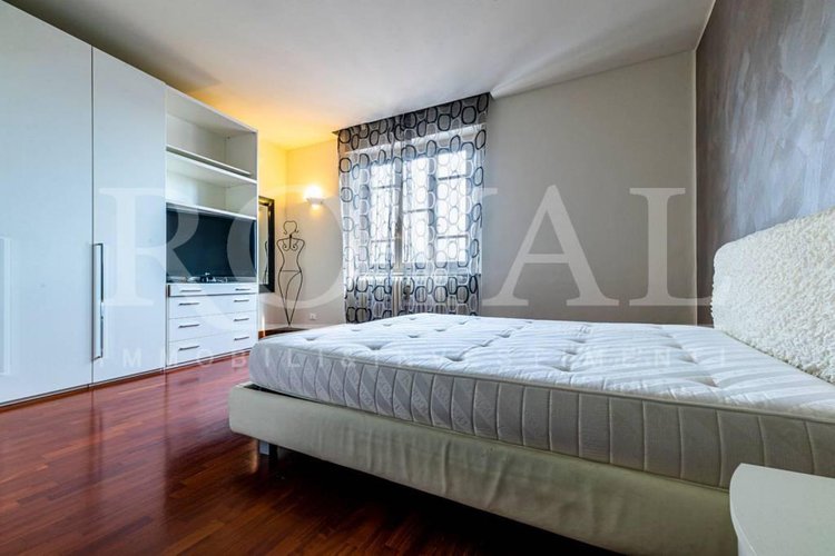 Via Palma il Vecchio – Ampio trilocale ristrutturato Bergamo