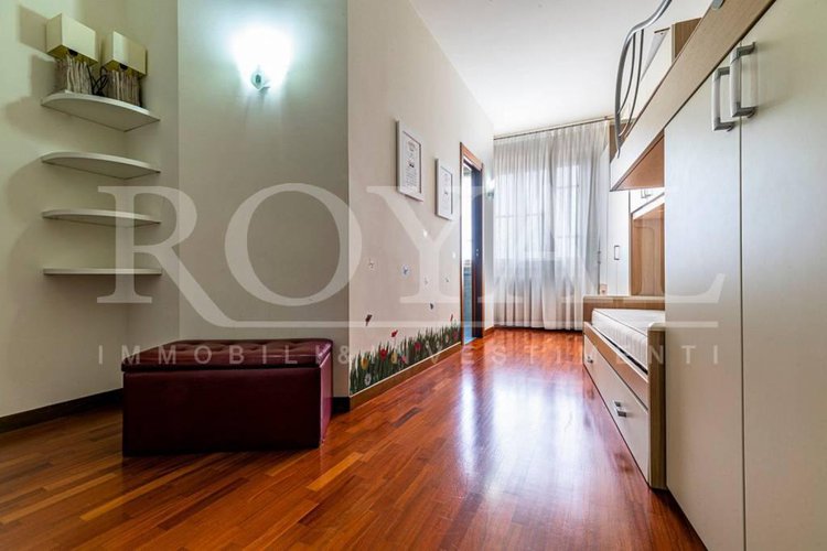 Via Palma il Vecchio – Ampio trilocale ristrutturato Bergamo