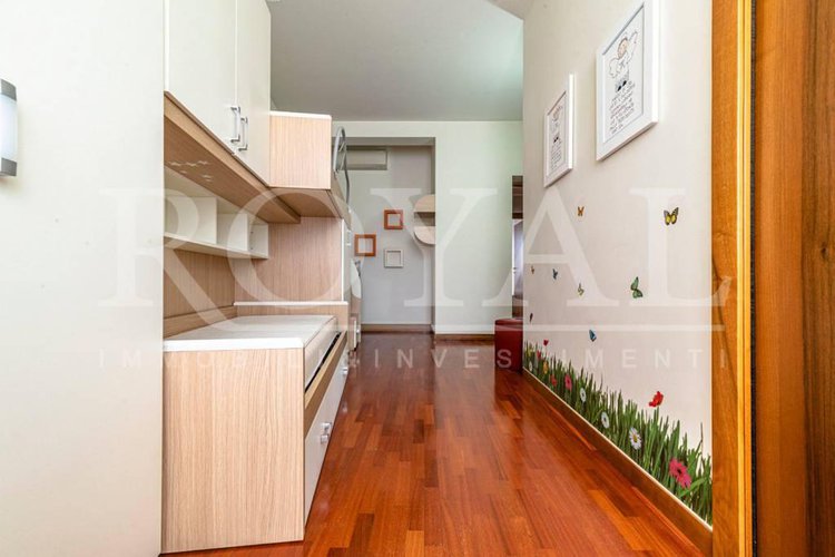 Via Palma il Vecchio – Ampio trilocale ristrutturato Bergamo