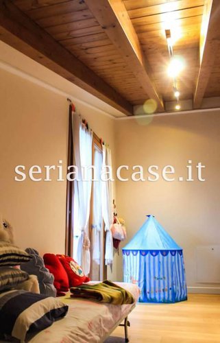 CENTRALE, PRESTIGIOSO ATTICO CON TERRAZZO E BOX DOPPIO Seriate