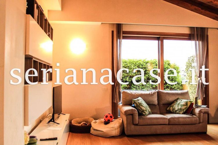 CENTRALE, PRESTIGIOSO ATTICO CON TERRAZZO E BOX DOPPIO Seriate