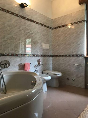 Quadrilocale con terrazza vivibile, giardino, box e taverna San Paolo d'Argon