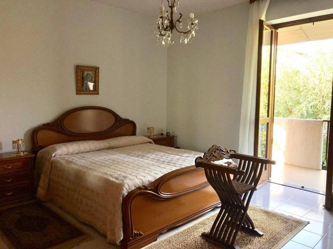 Splendida villa di testa con giardino, taverna. Ampi spazi! Ranica