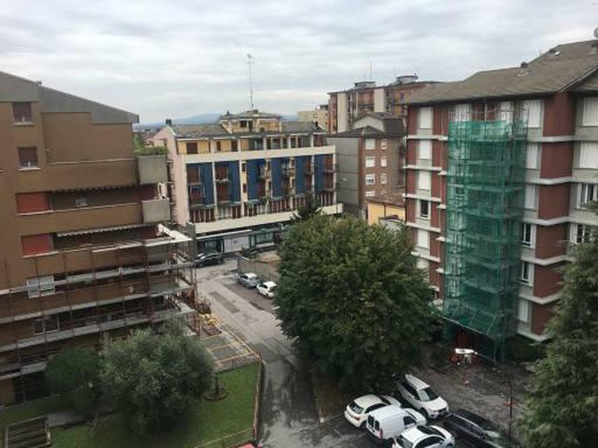 CENTRALISSIMO BILOCALE IN ERBA Erba