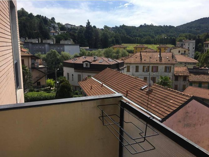 COMO VIA RIENZA Como