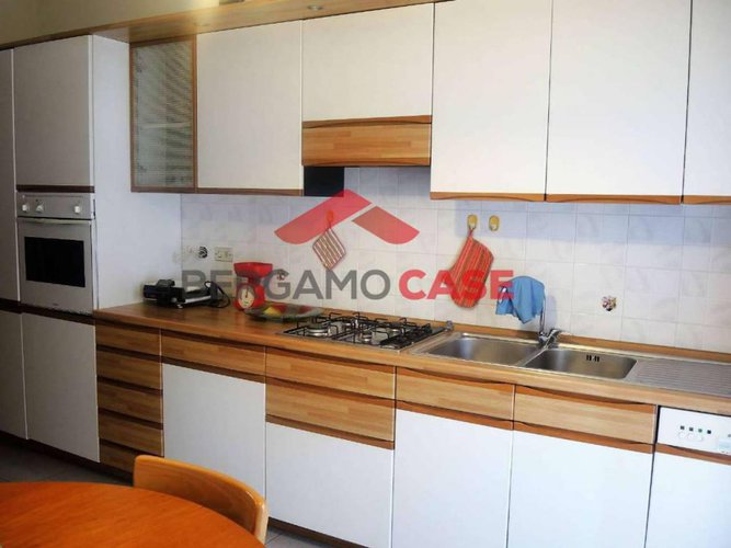 Quadrilocale con box in zona Clementina Bergamo