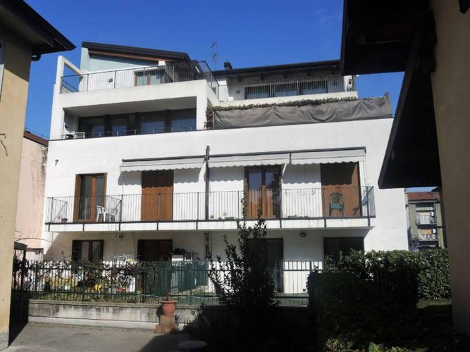 Recente bilocale in una laterale di Borgo Palazzo