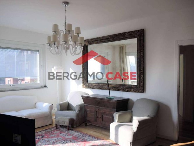 Nuovo trilocale con terrazzo e box a Curno Curno