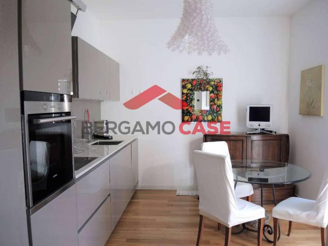 Nuovo trilocale con terrazzo e box a Curno Curno