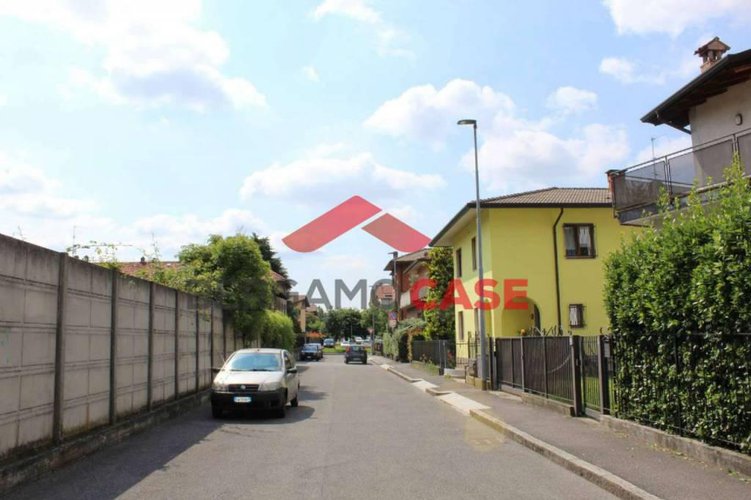 Bilocale con giardino e box Bergamo