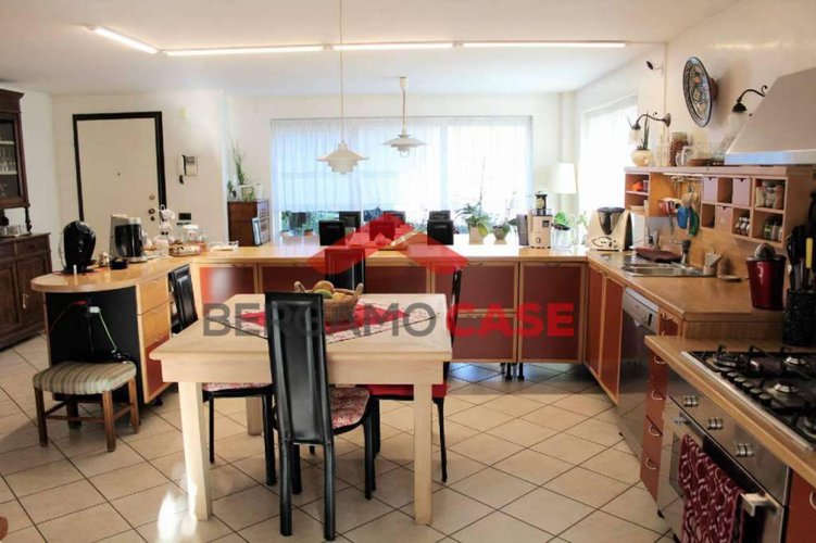 Villa singola zona longuelo Bergamo