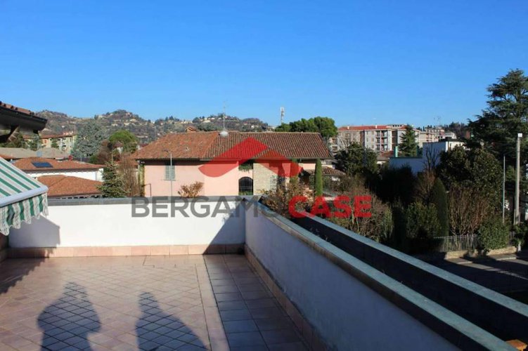 Villa singola zona longuelo Bergamo