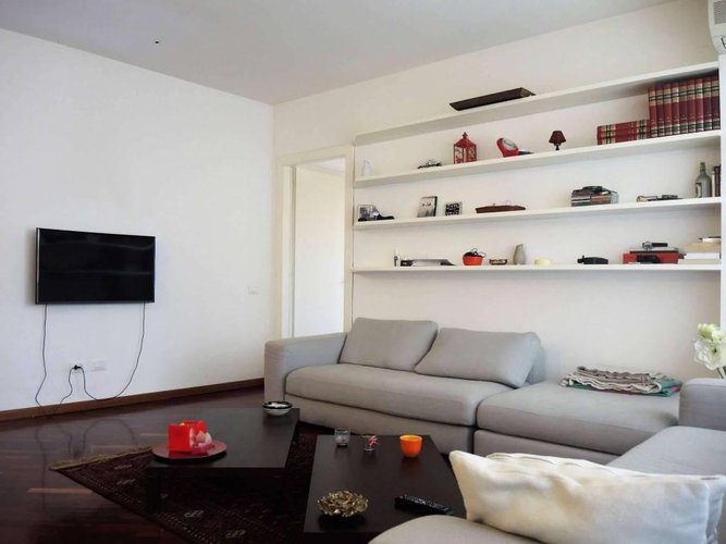 Trilocale con terrazzo e box Via San Bernardino Bergamo