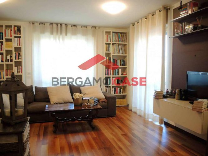 Recente attico con box zona san bernardino Bergamo