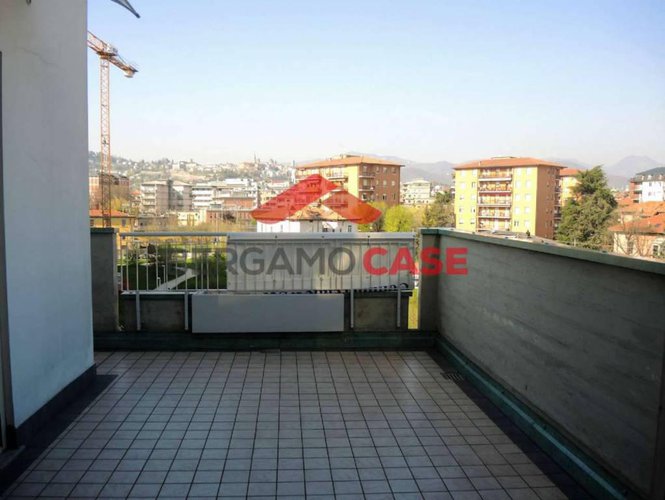 Recente attico con box zona san bernardino Bergamo