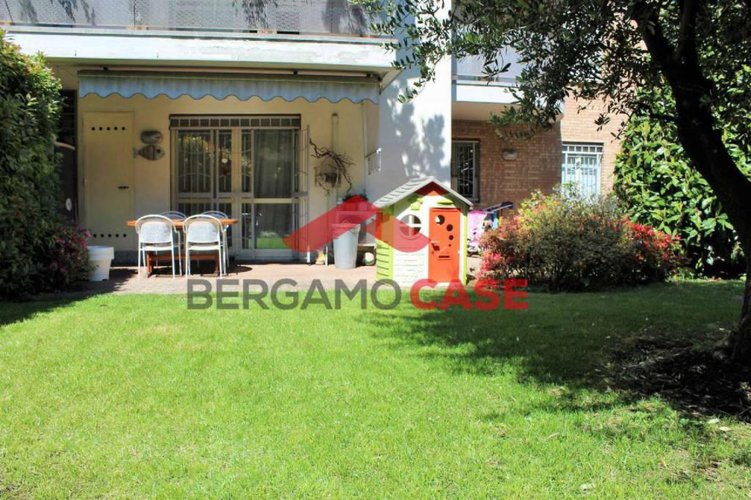 Trilocale con giardino e ampio box Bergamo