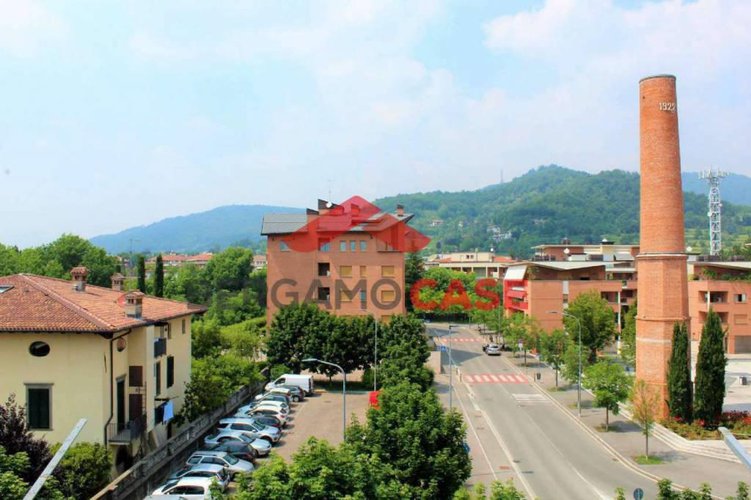 Trilocale con posto auto a redona Bergamo
