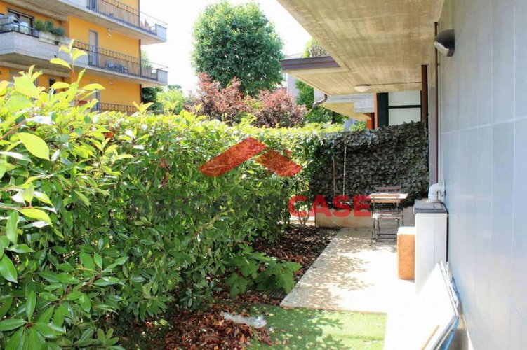 Bilocale con giardino e box Bergamo