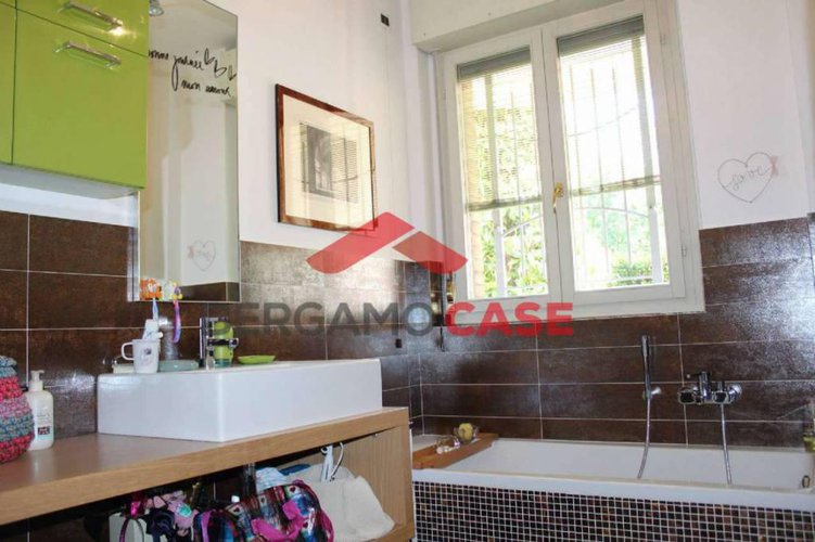 Trilocale con giardino Bergamo