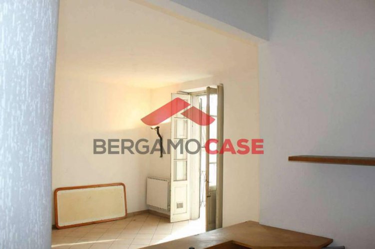 Trilocale Via Camozzi Bergamo