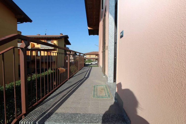 APPARTAMENTO SU DUE LIVELLI Bolgare