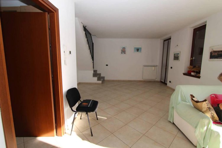 APPARTAMENTO SU DUE LIVELLI Bolgare