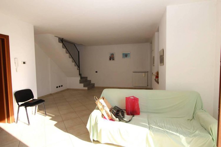 APPARTAMENTO SU DUE LIVELLI Bolgare