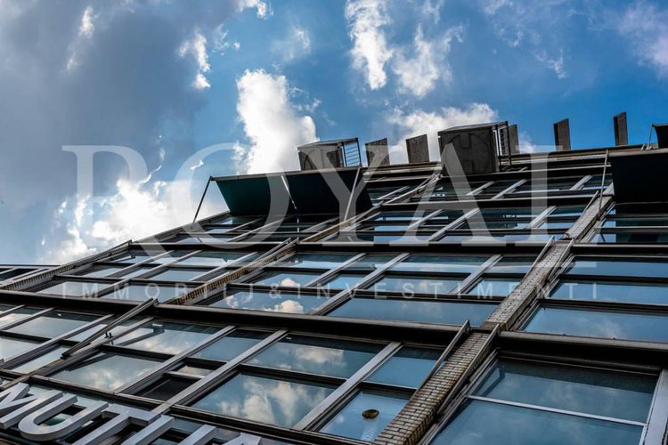 Via Tiraboschi - Ufficio di 100 mq al quarto piano Bergamo