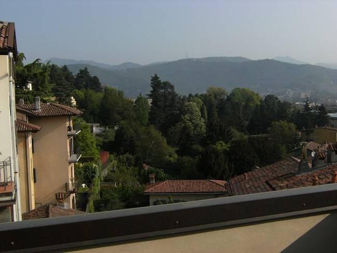 VITT. EMANUELE LATERALE Bergamo