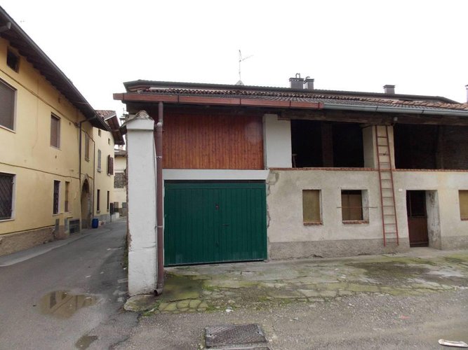 PORZIONE DI CASA IN CENTRO GHISALBA Ghisalba