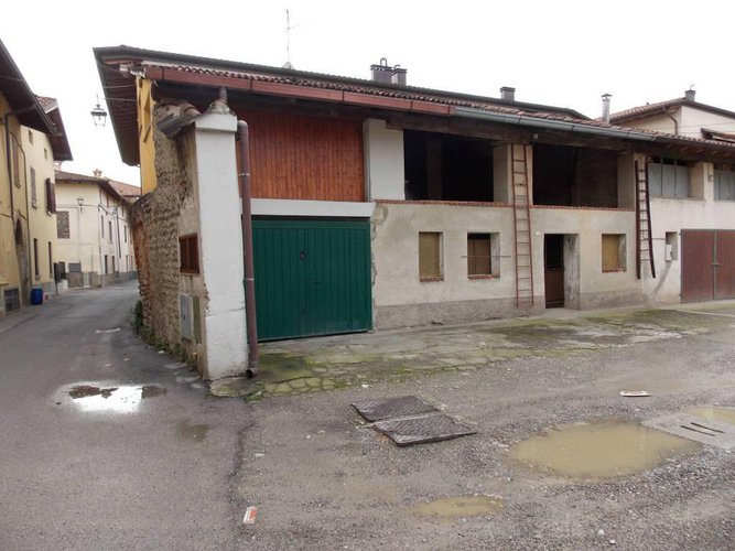 PORZIONE DI CASA IN CENTRO GHISALBA Ghisalba