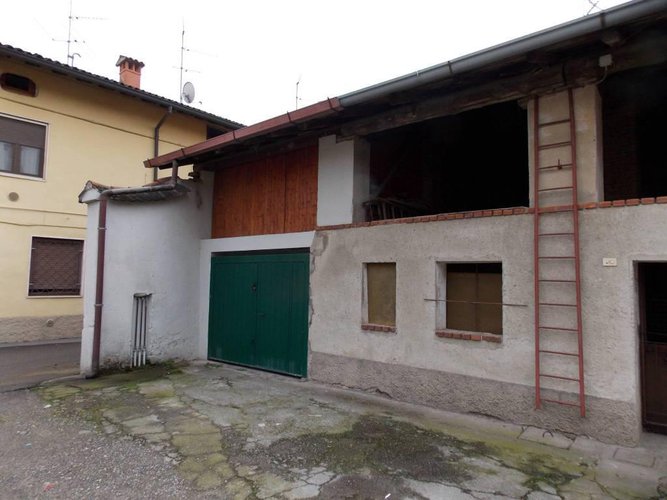 PORZIONE DI CASA IN CENTRO GHISALBA Ghisalba