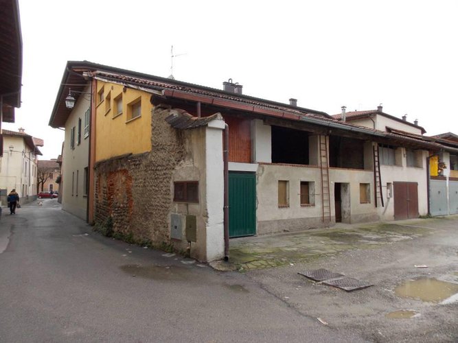 PORZIONE DI CASA IN CENTRO GHISALBA Ghisalba