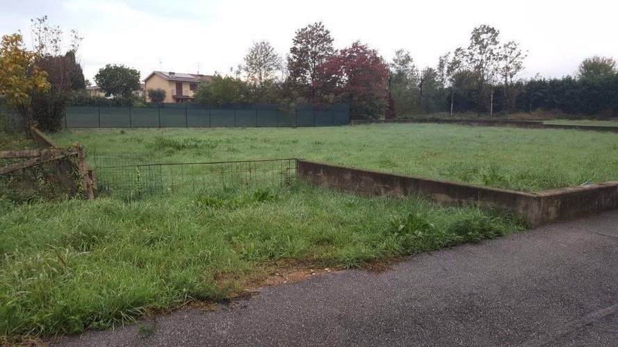 Terreno edificabile Ghisalba