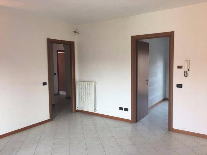 Trilocale Fara Olivana con Sola