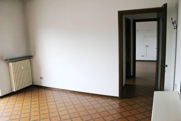 APPARTAMENTO TRILOCALE CALCIO Calcio