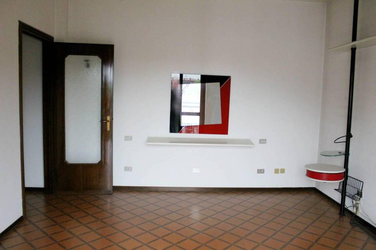 APPARTAMENTO TRILOCALE CALCIO Calcio