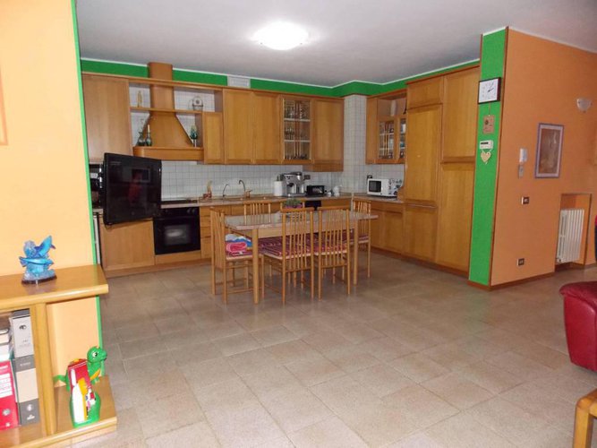 COSTRUZIONE DI ALTRI TEMPI!! Palosco