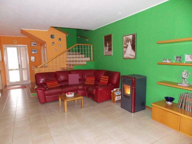 COSTRUZIONE DI ALTRI TEMPI!! Palosco