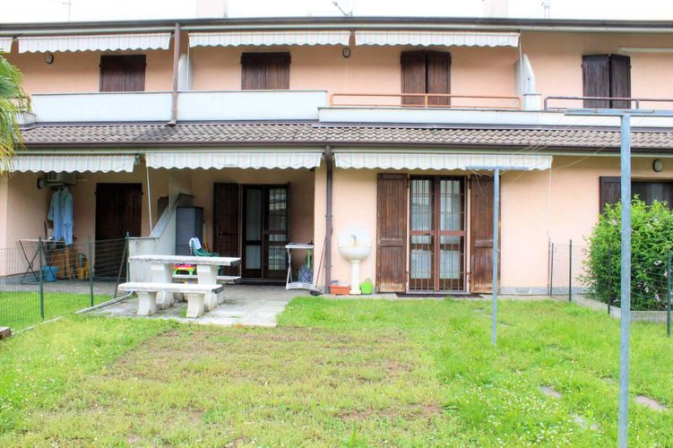 COSTRUZIONE DI ALTRI TEMPI!! Palosco