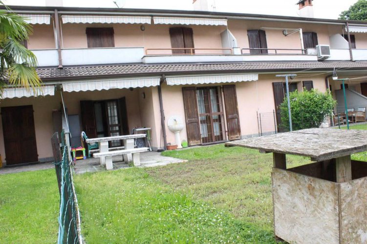 COSTRUZIONE DI ALTRI TEMPI!! Palosco