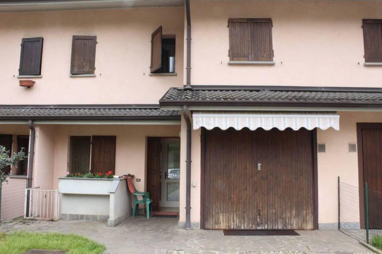 COSTRUZIONE DI ALTRI TEMPI!! Palosco