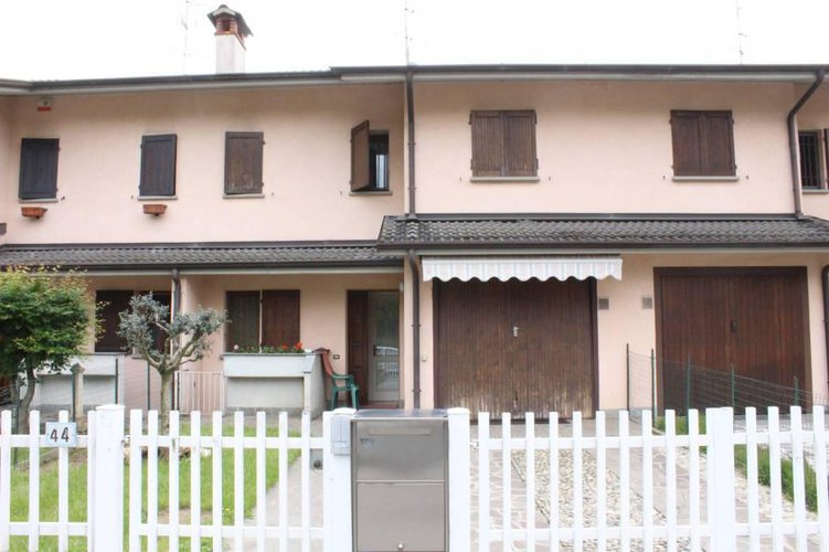 COSTRUZIONE DI ALTRI TEMPI!! Palosco